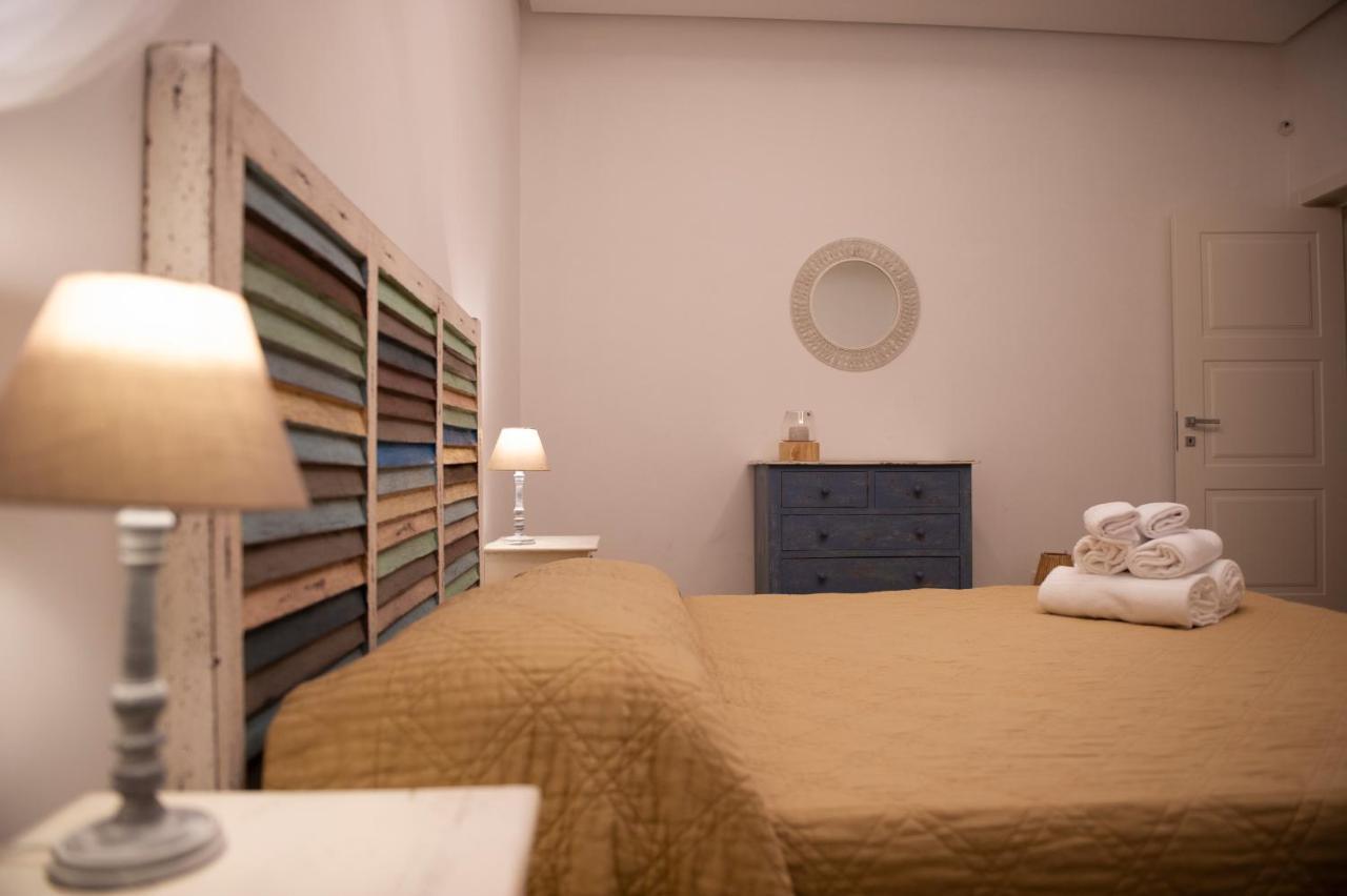 Color Apartment Монополи Екстериор снимка