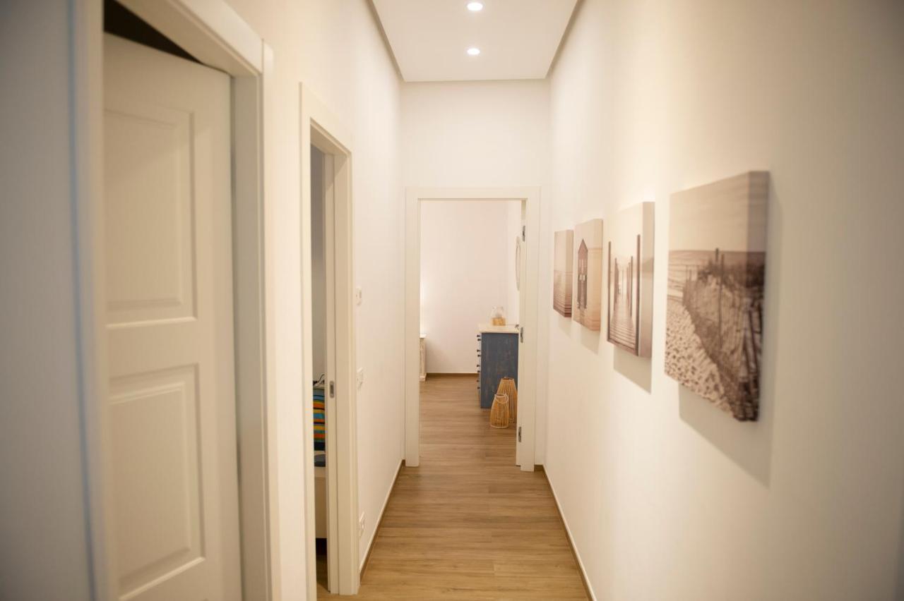 Color Apartment Монополи Екстериор снимка