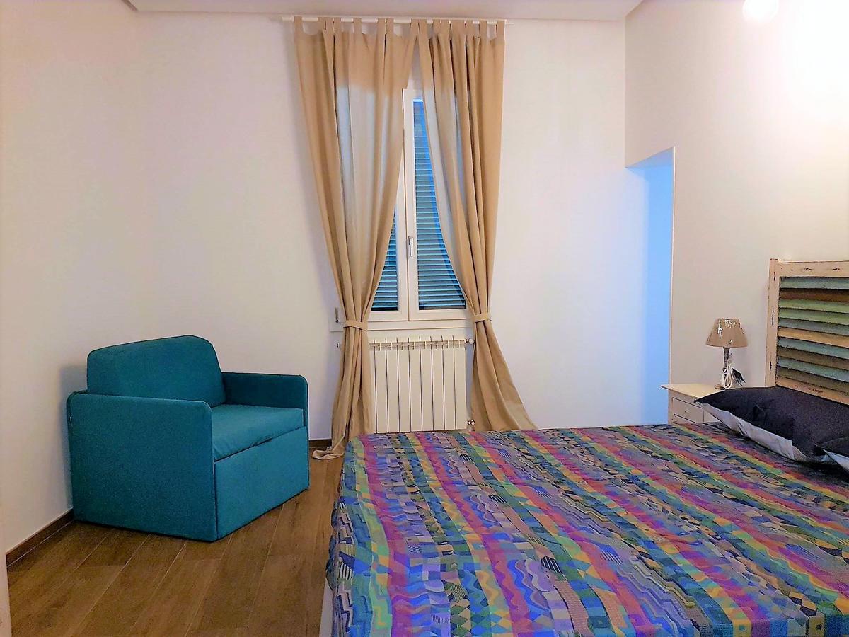 Color Apartment Монополи Екстериор снимка