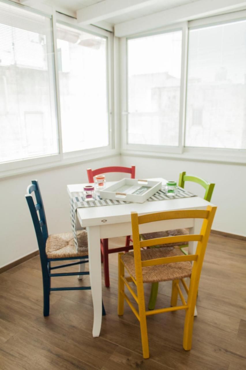 Color Apartment Монополи Екстериор снимка