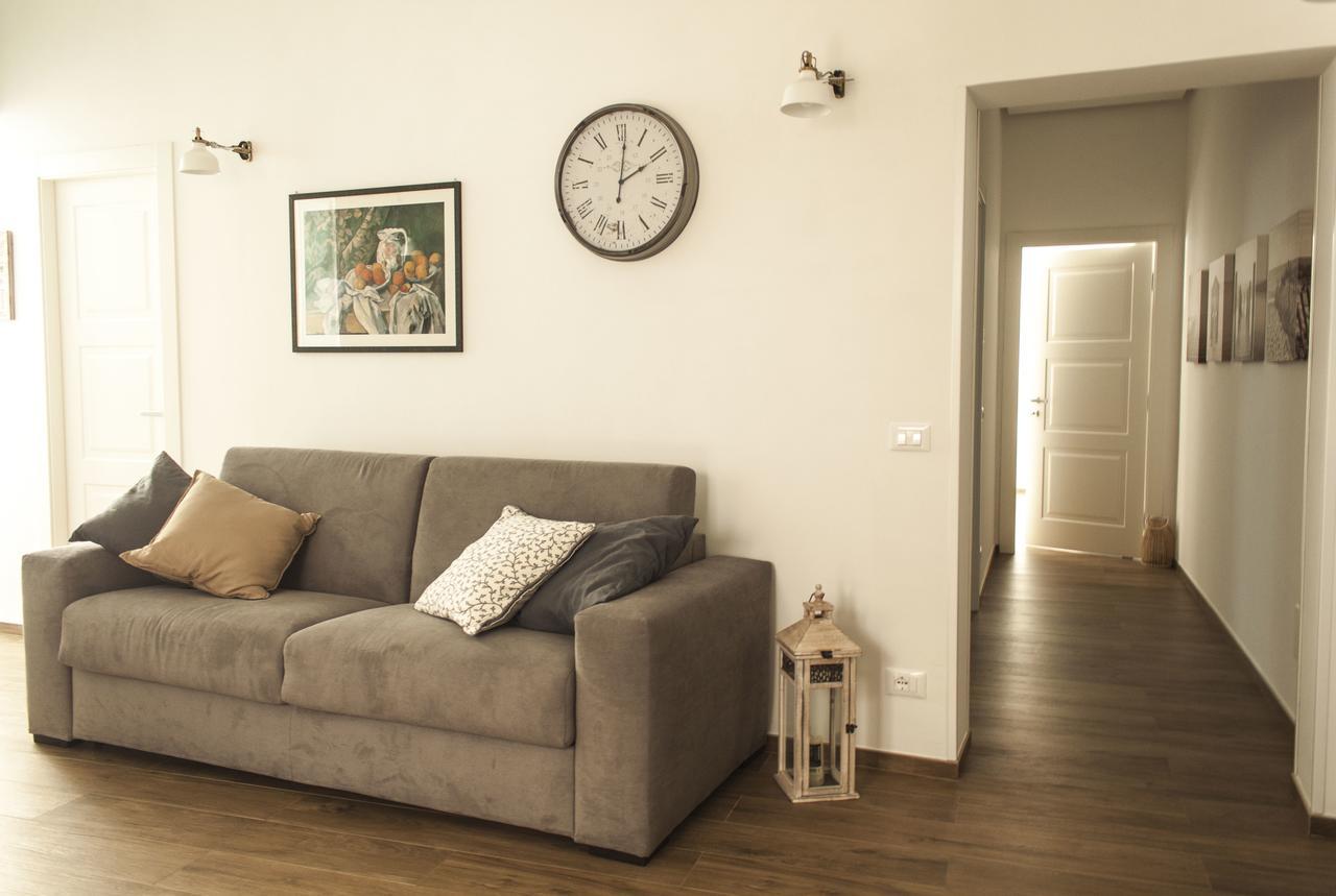 Color Apartment Монополи Екстериор снимка